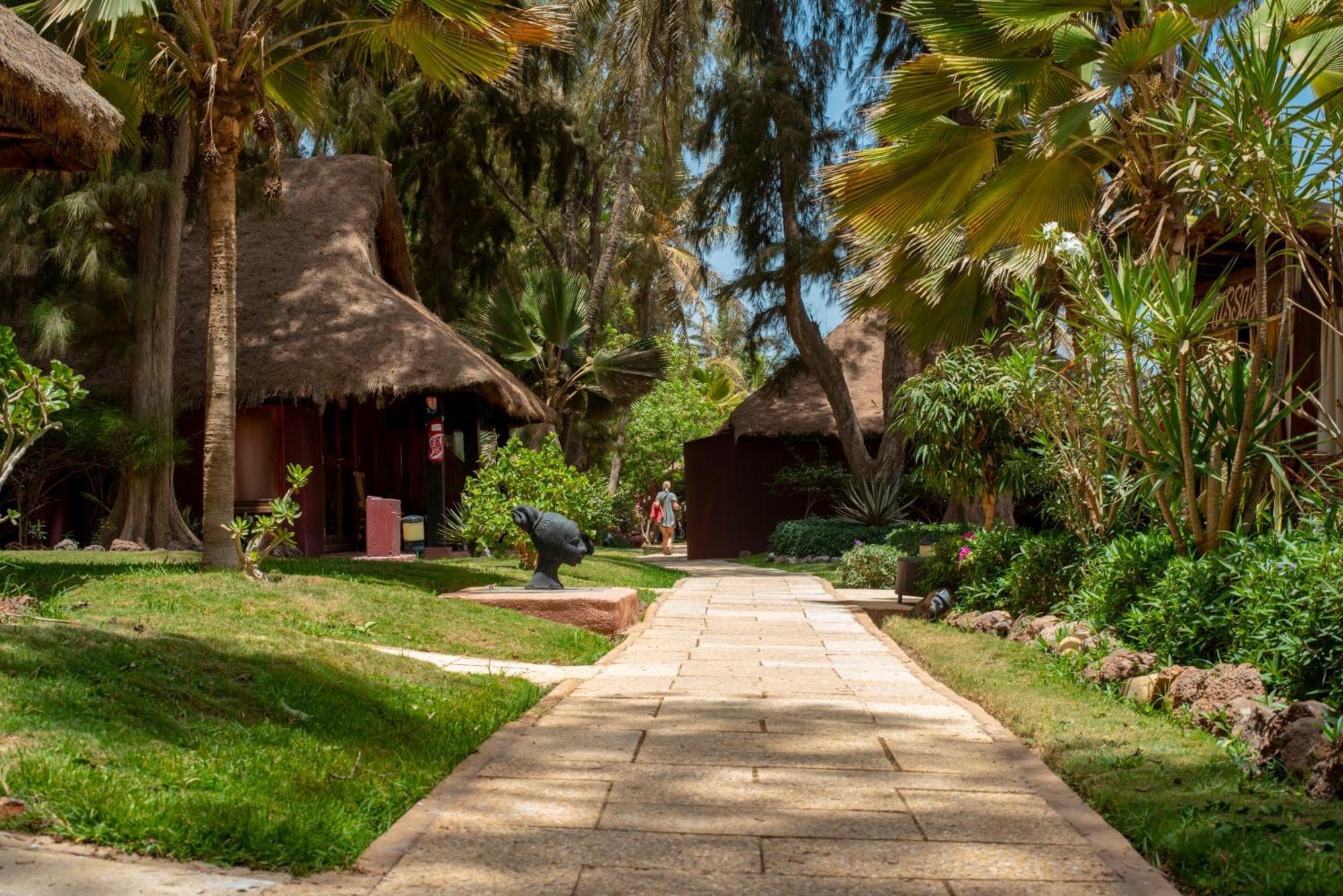 Royal Horizon Baobab Hotel Somone Bagian luar foto