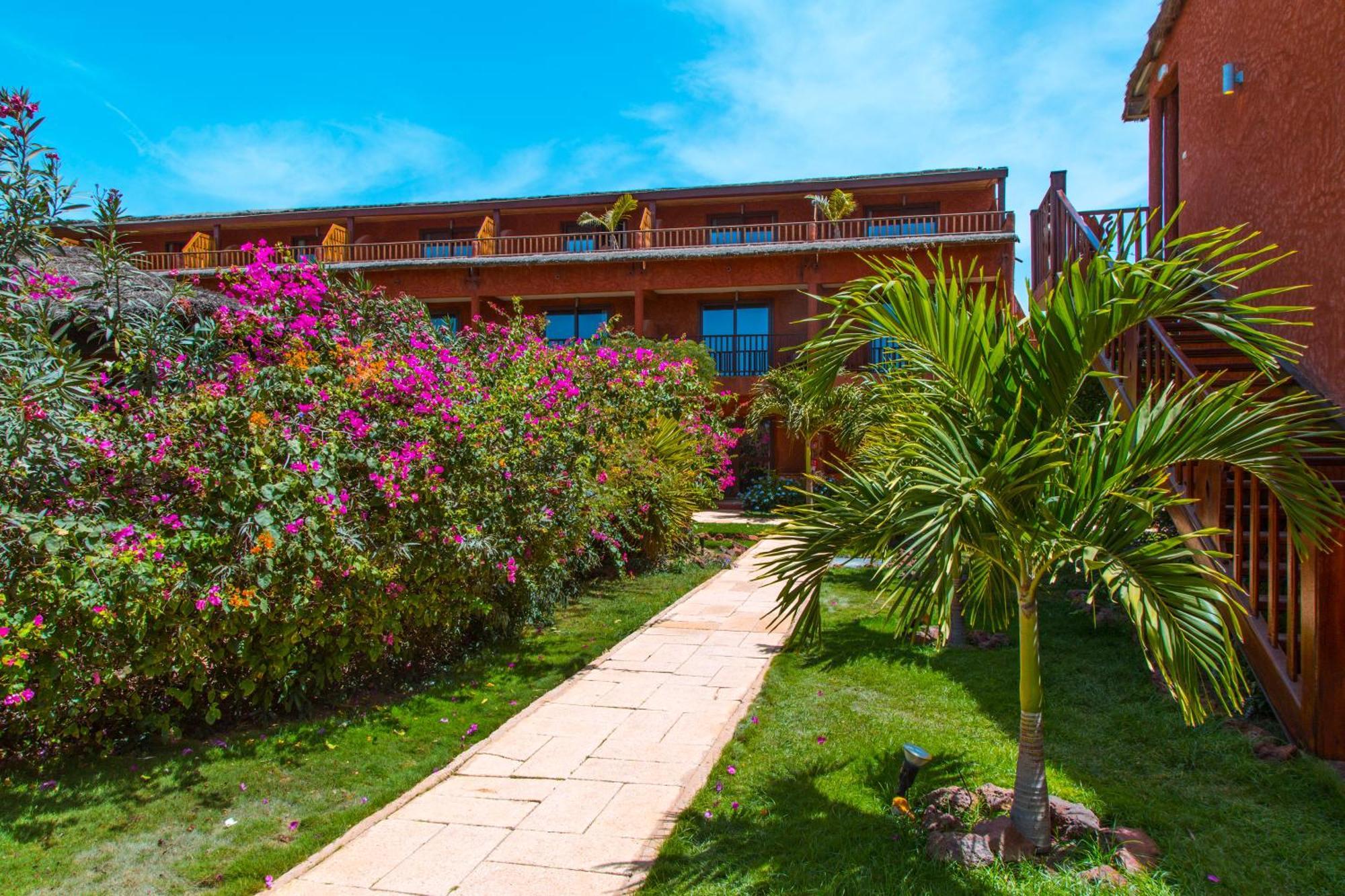 Royal Horizon Baobab Hotel Somone Bagian luar foto